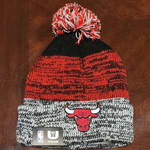 Chicago Bulls NBA Ultra Game Pom Beanie Cap Red/Black/White Winter Knit Hat, NEW